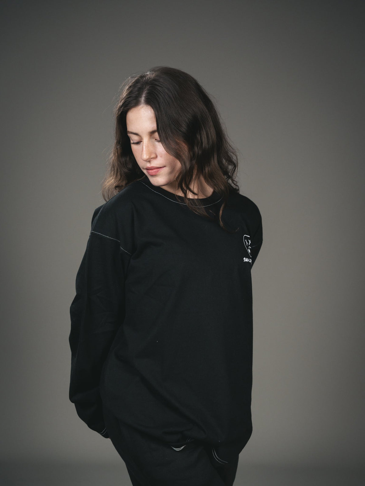 Black Crewneck (5)